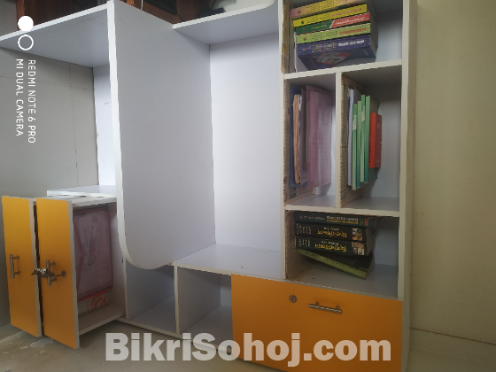 Reading Table